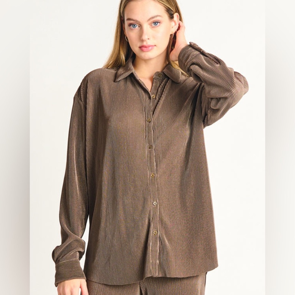 DEX Black Tape Pleated Button-up Shirt, Size XL